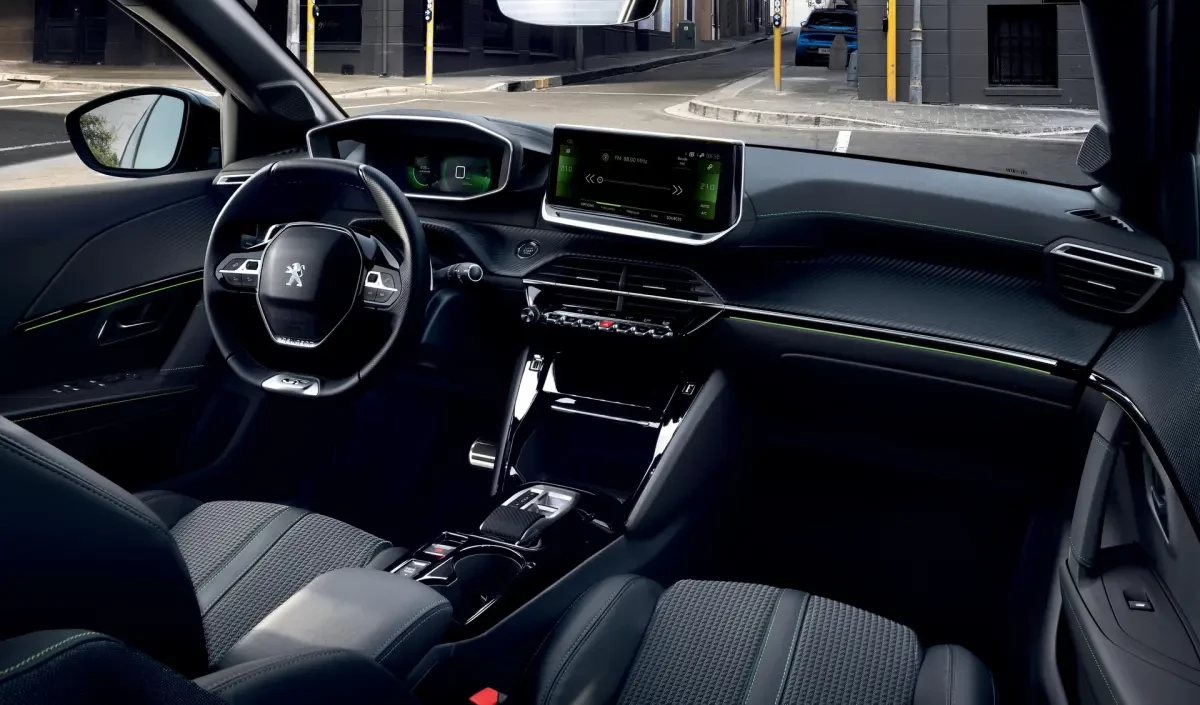 2022-Peugeot-208-int-new-shifter-4.webp