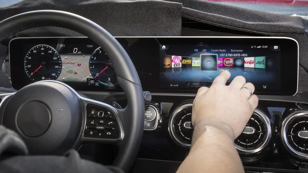 mercedes-benz-mbux-user-interface.webp