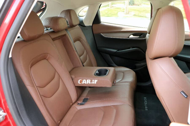 عکس کابین قسمت عقب بورگوارد BX5.jpeg