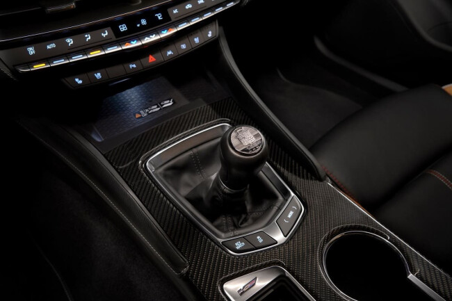 2023-Cadillac-CT5-V-Blackwing-120th-Anniversary-Edition-1-min.jpg