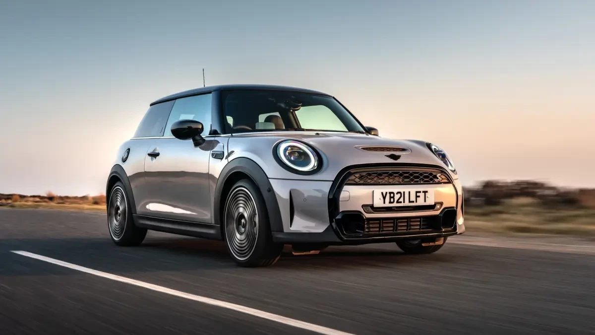mini-cooper.webp