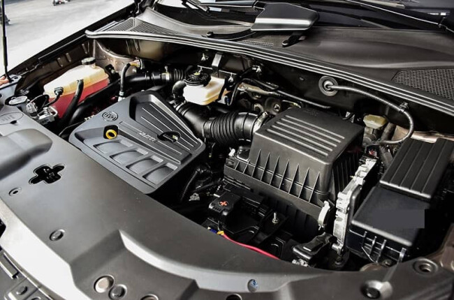 عکس موتور byd اس 7.jpg