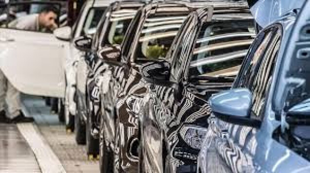 قانون خودرویی مجلس باعث کاهش مصرف سوخت و هزینههای دولت میشود