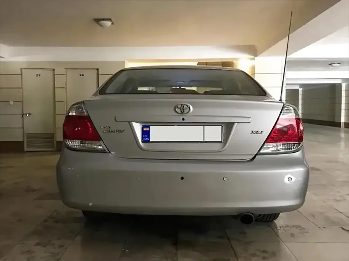 نمای عقب کمری گرند_