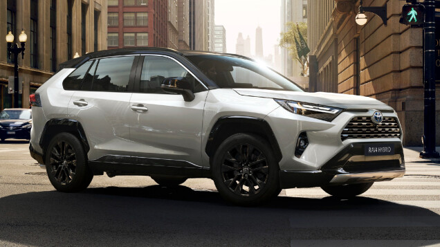 معرفی Toyota RAV4 با مجموعه ابزارهای دیجیتال جدید و صفحه نمایش لمسی