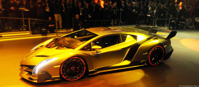 lamborghini veneno.jpg