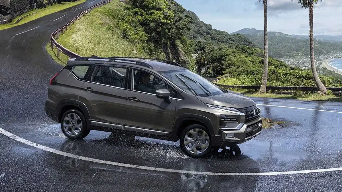 2023-mitsubishi-xpander-cross-facelift.webp