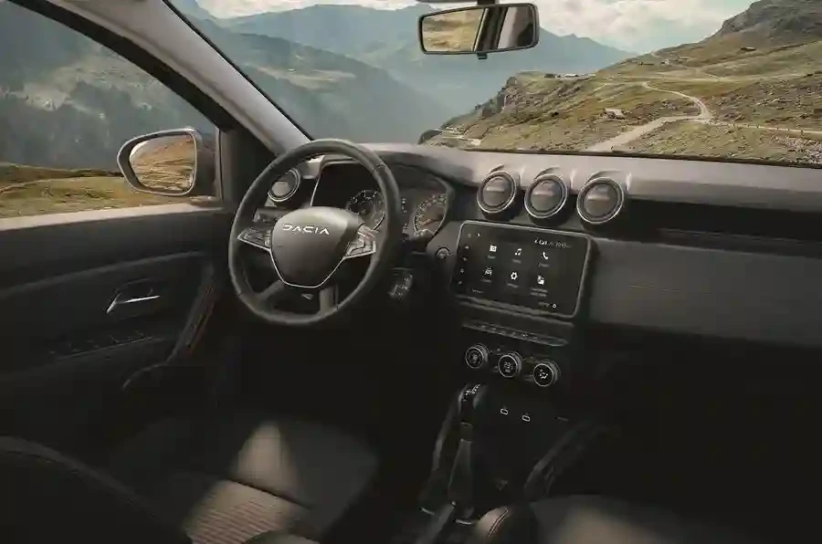 dacia_duster_extreme_se_interior.webp