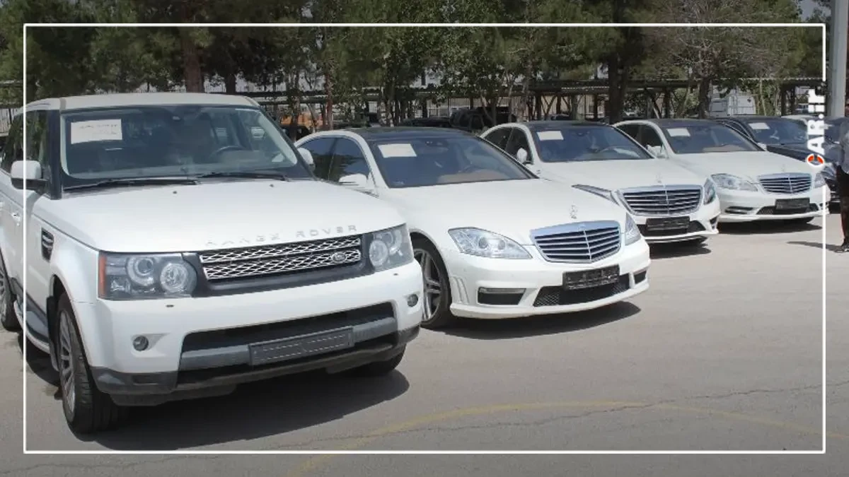 فروش 105 دستگاه خودروی قاچاقی