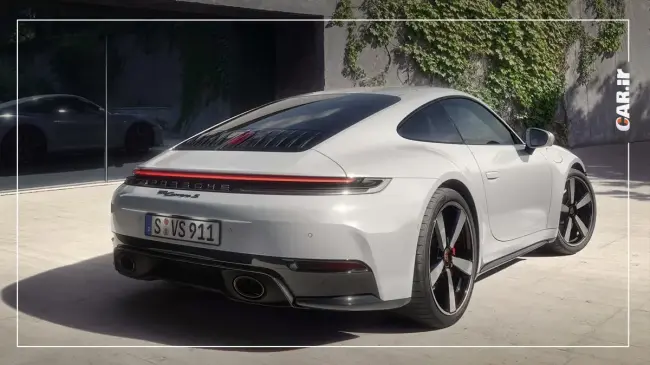 Porsche 911 Carrera (2).webp