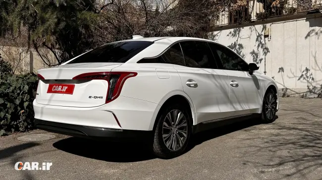 نمای عقب هونگچی EQM5