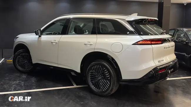 نمای جانبی نیسان پت فایندر 2025 - Car.ir