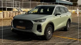 فونیکس و لوکانو شاخ به شاخ! شمارش معکوس برای عرضه F9 منبع سایت car.ir