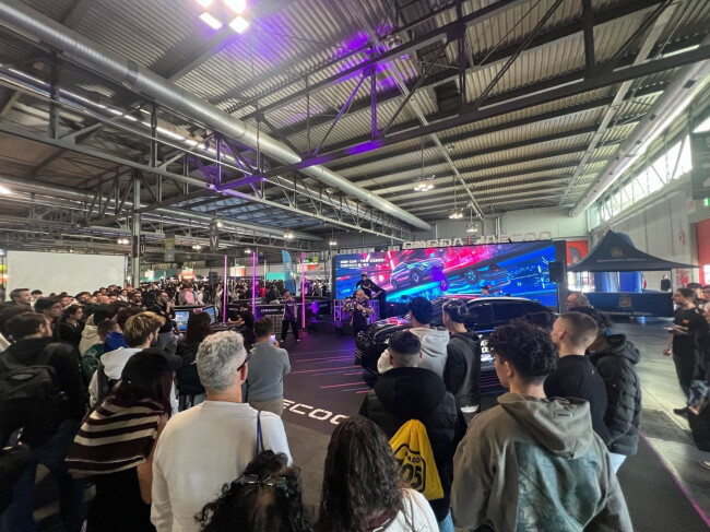 حضور لوکانو اکودا در رویداد میلان (1).jpg