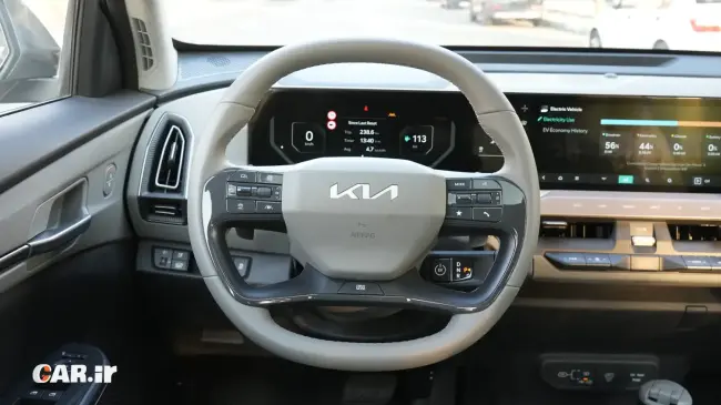پشت فرمان کیا EV5 - Car.ir