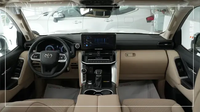 لندکروزر سری 300 (4).webp