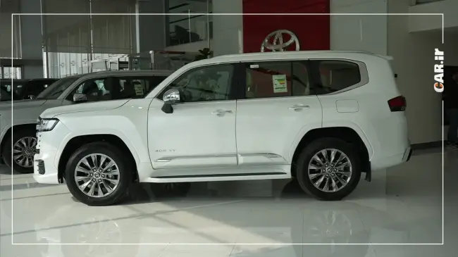 لندکروزر سری 300 (1).webp