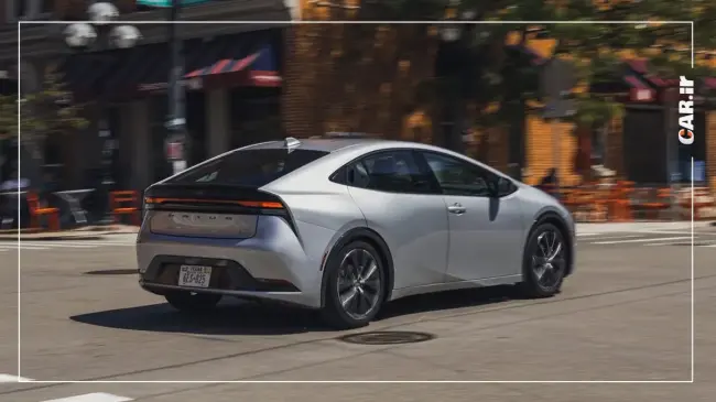 تویوتا پریوس  (3).webp