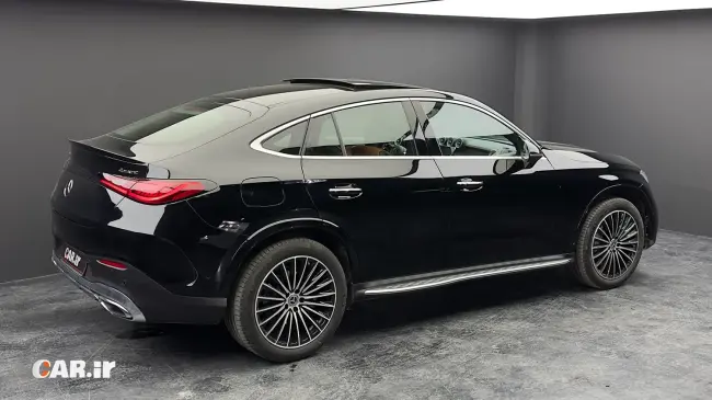 نمای بغل Glc 200 4matic.webp