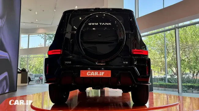 نمای عقب تانک 700 - Car.ir