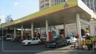 توسعه طرح سوخت‌گیری با کارت بانکی در جایگاه‌های منتخب تهران منبع سایت car.ir