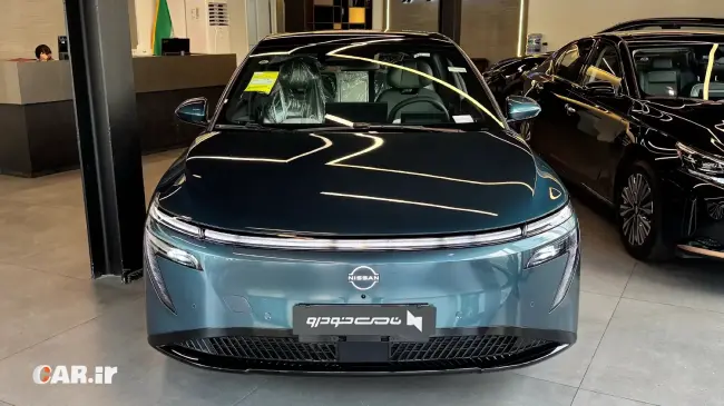 نمای جلوNissan N7.webp